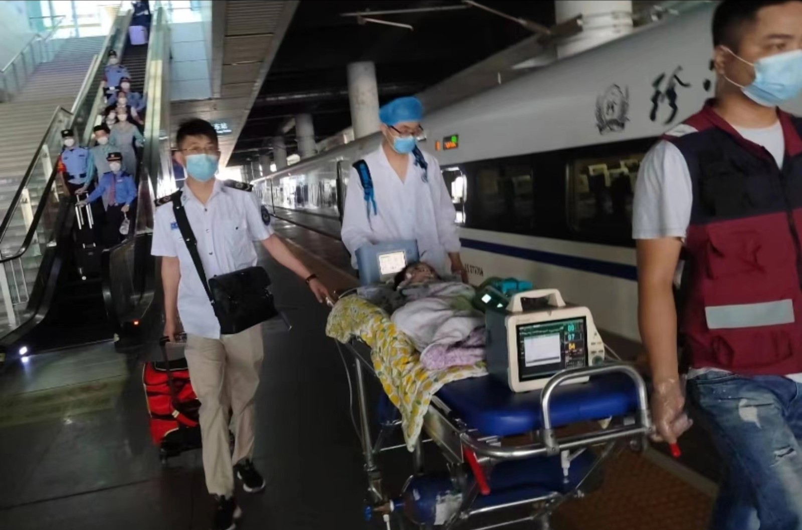 林周县高铁转运公司